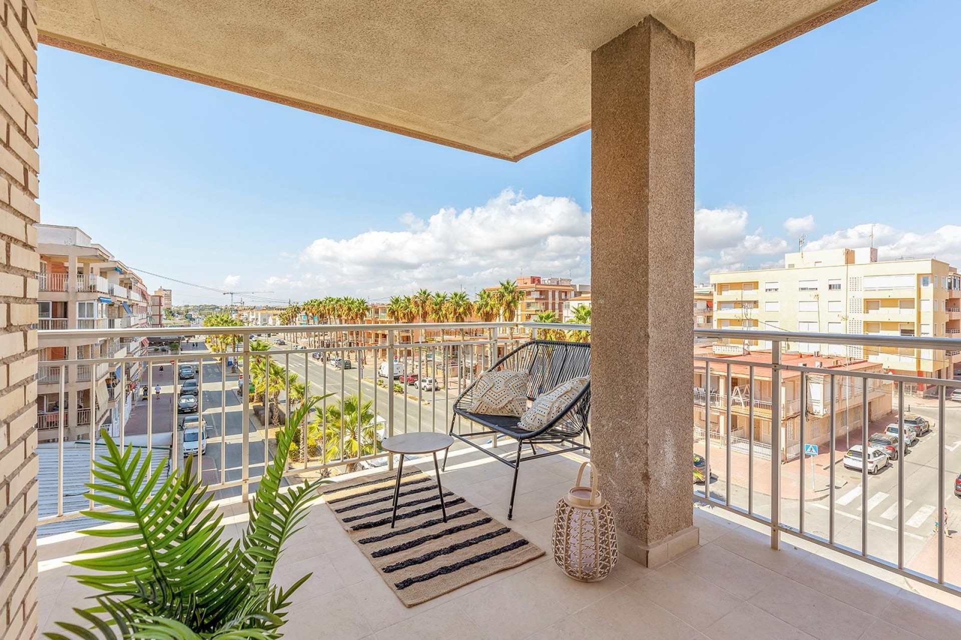 Återförsäljning - Apartment -
Torrevieja - Playa De Los Naufragos