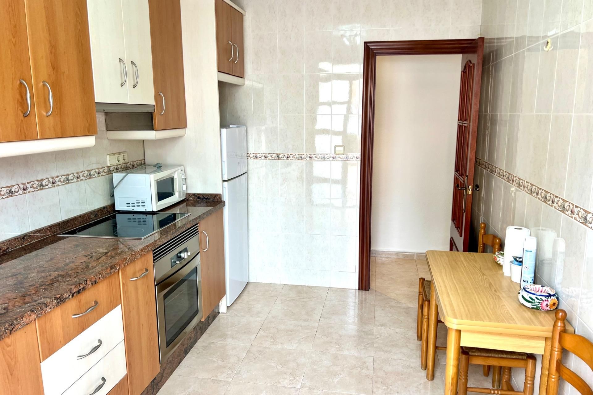 Återförsäljning - Apartment -
Torrevieja - Playa De Los Naufragos