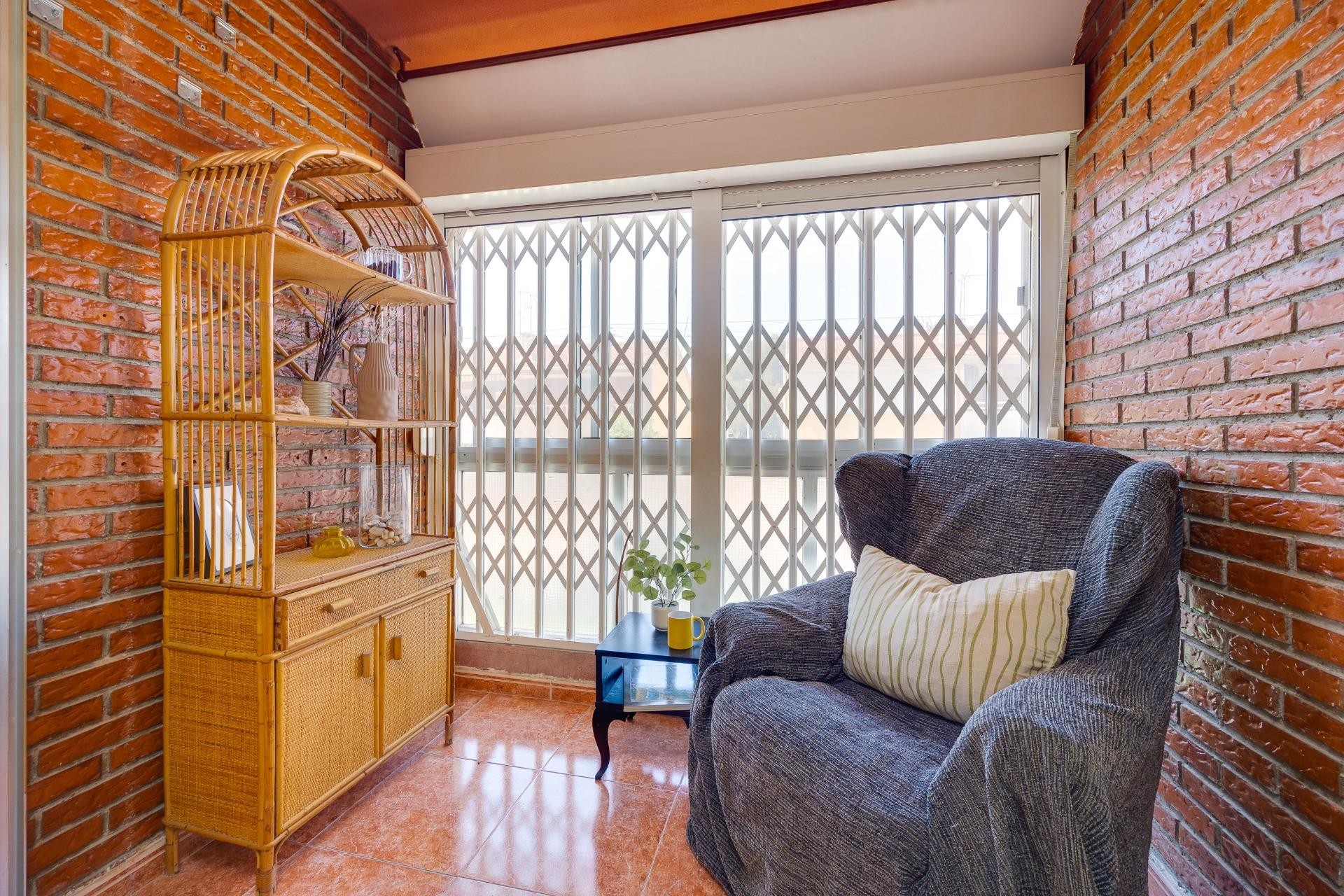 Återförsäljning - Apartment -
Torrevieja - Playa De Los Naufragos