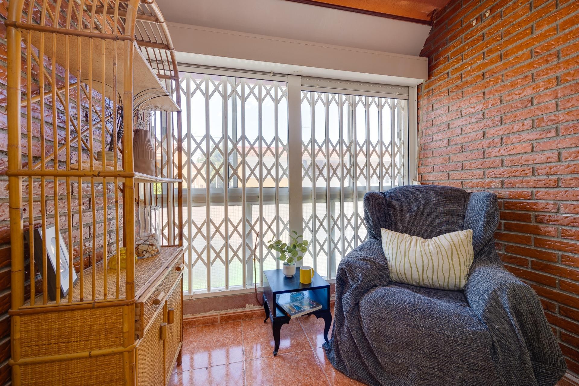 Återförsäljning - Apartment -
Torrevieja - Playa De Los Naufragos