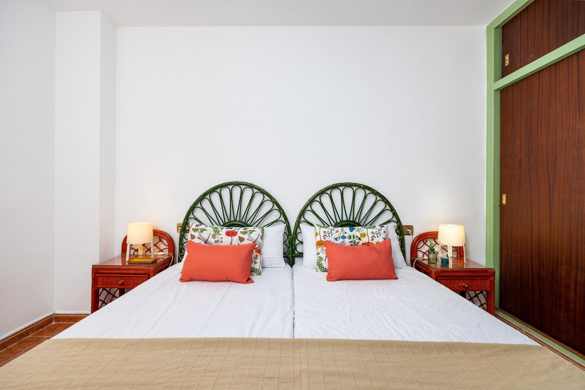 Återförsäljning - Apartment -
Torrevieja - Playa De Los Naufragos