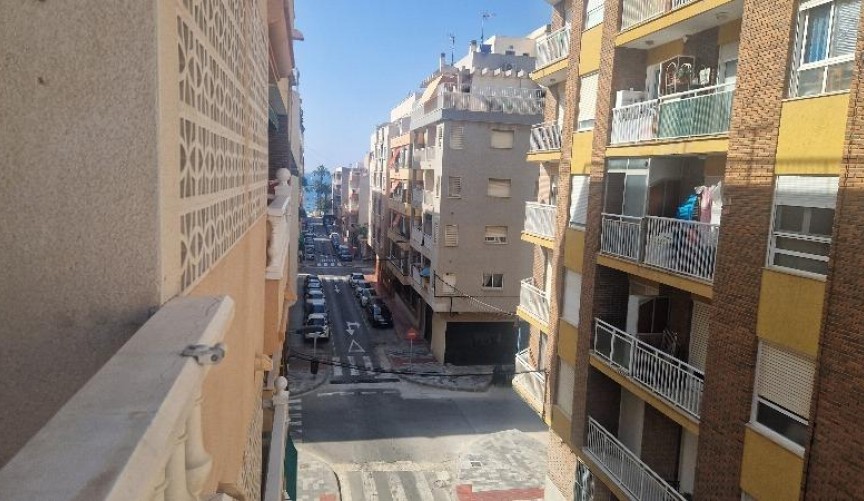 Återförsäljning - Apartment -
Torrevieja - Playa del Cura