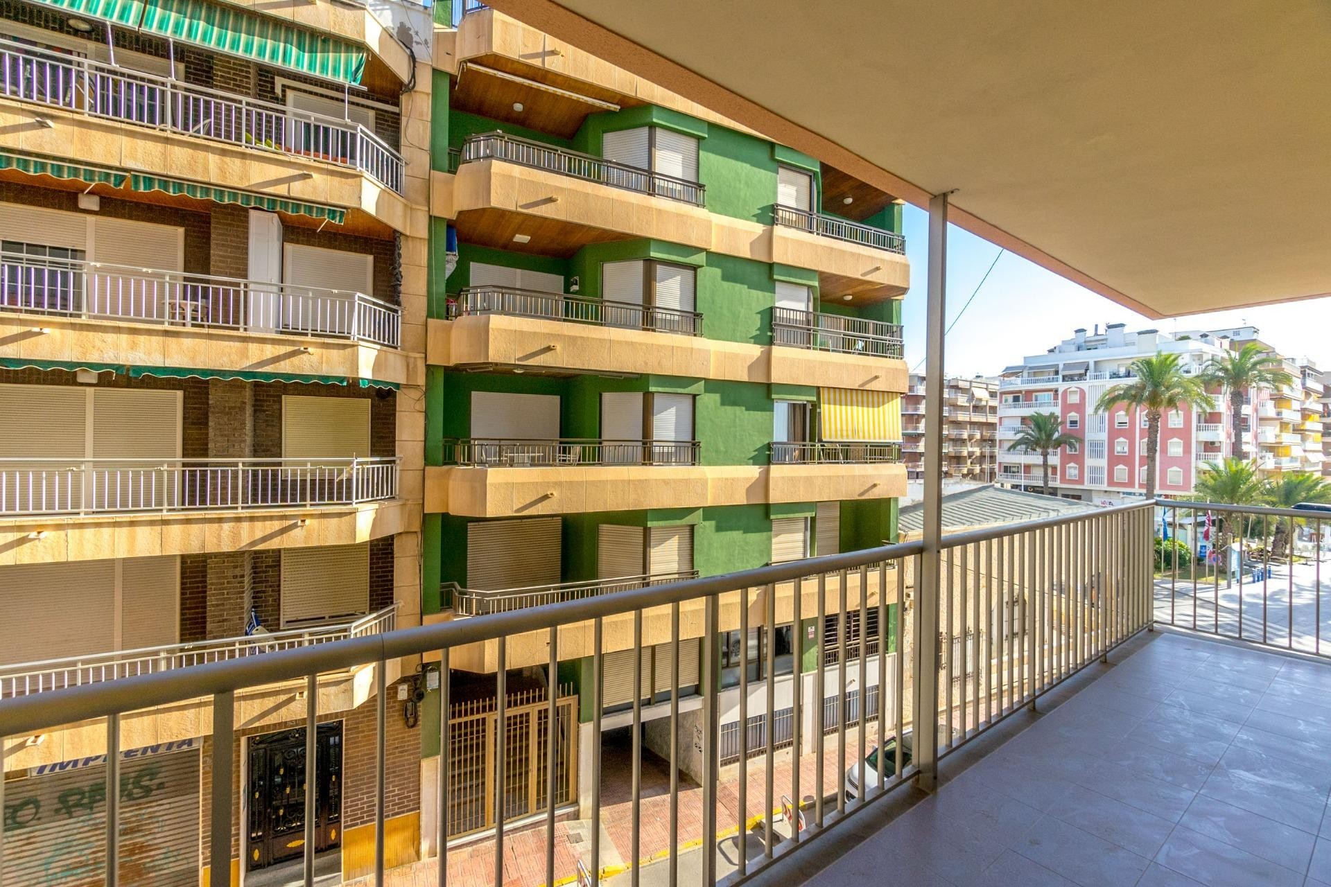 Återförsäljning - Apartment -
Torrevieja - Playa del Cura