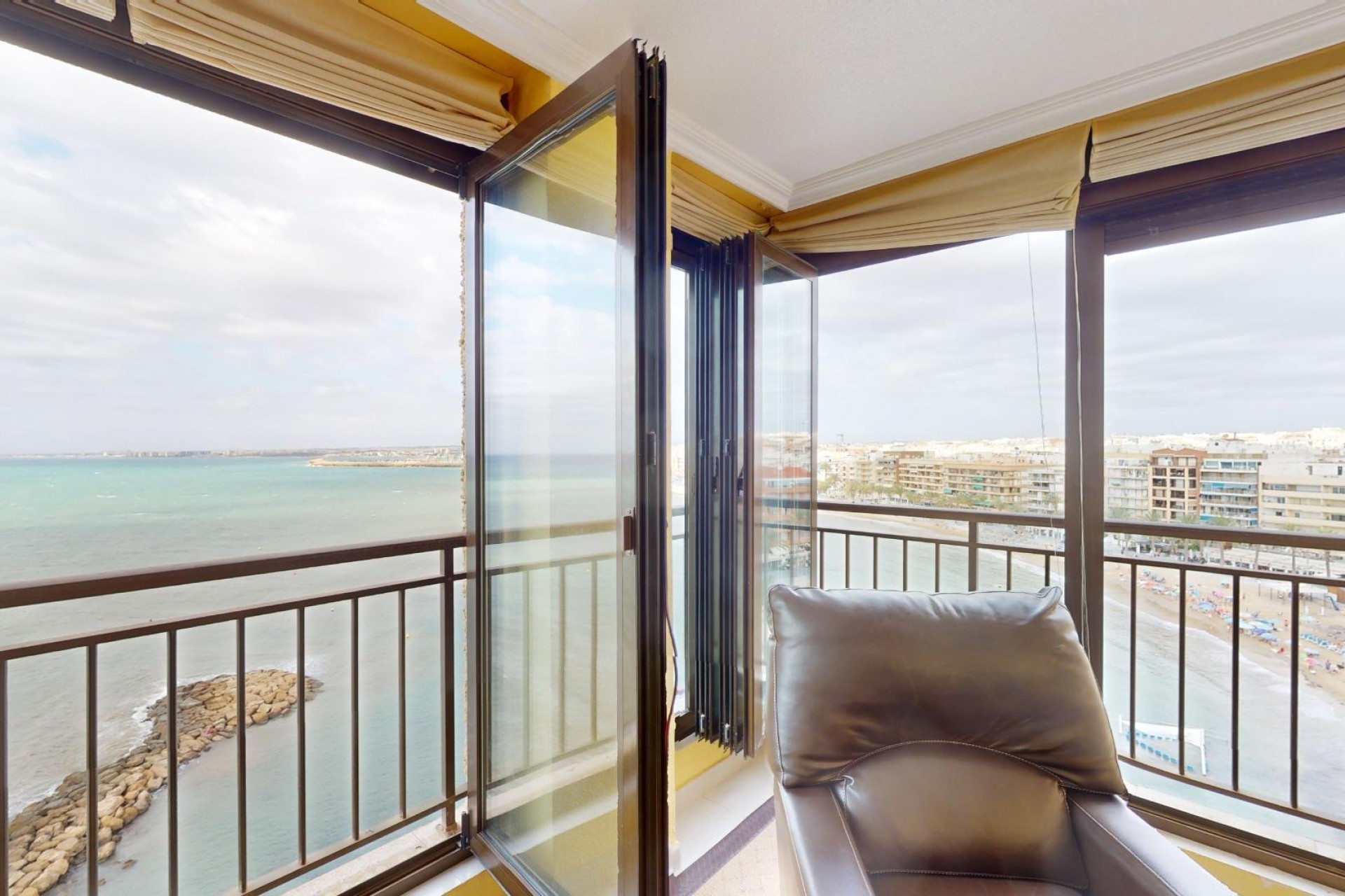 Återförsäljning - Apartment -
Torrevieja - Playa del Cura