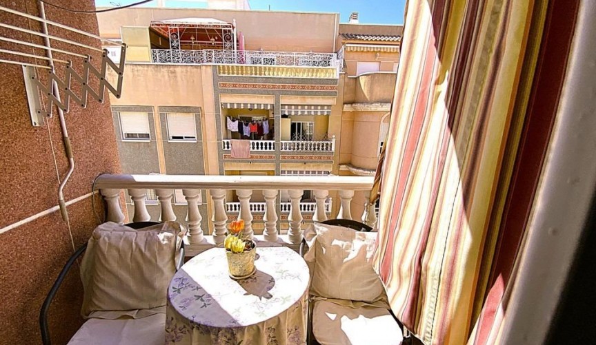 Återförsäljning - Apartment -
Torrevieja - Playa del Cura