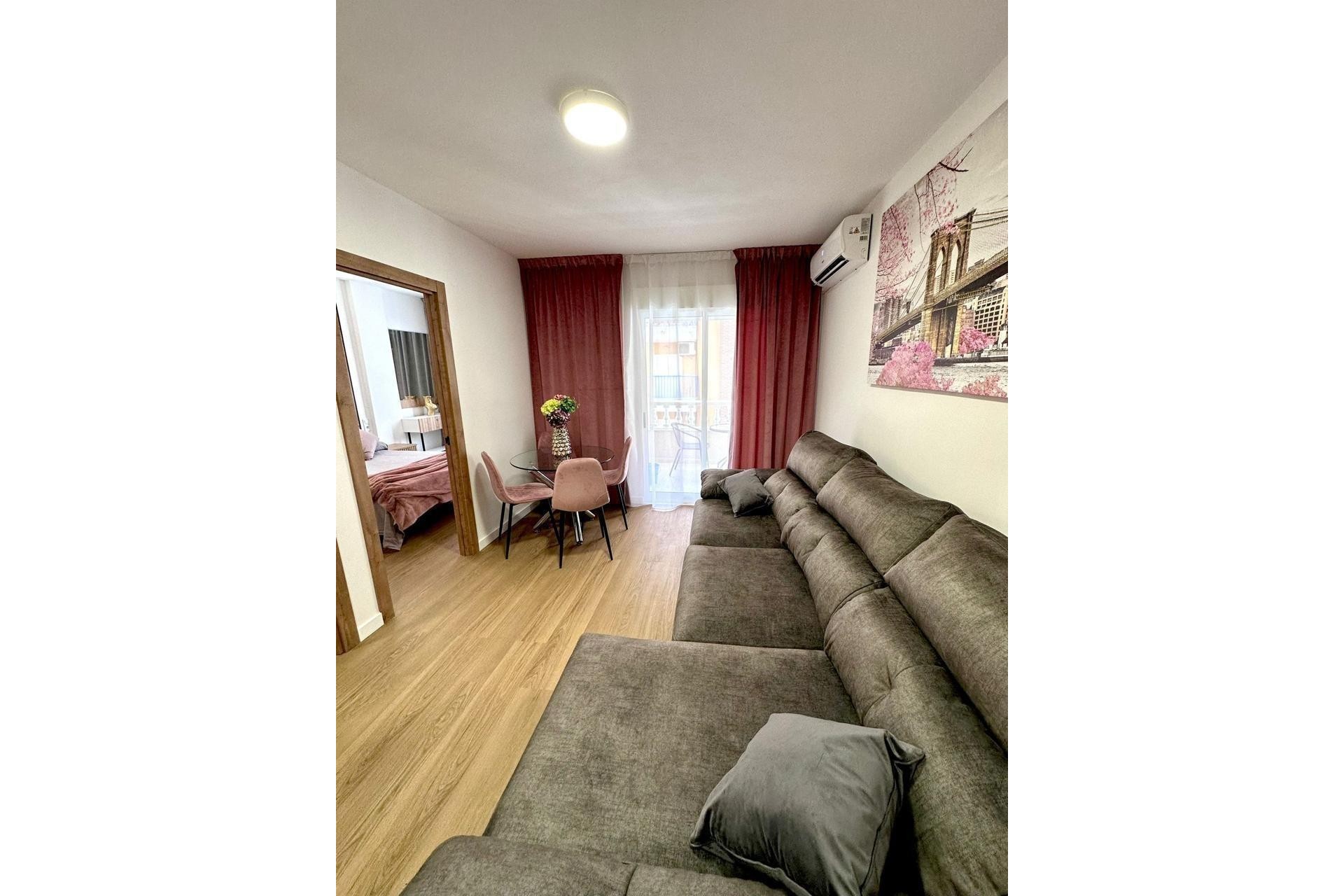 Återförsäljning - Apartment -
Torrevieja - Playa del Cura