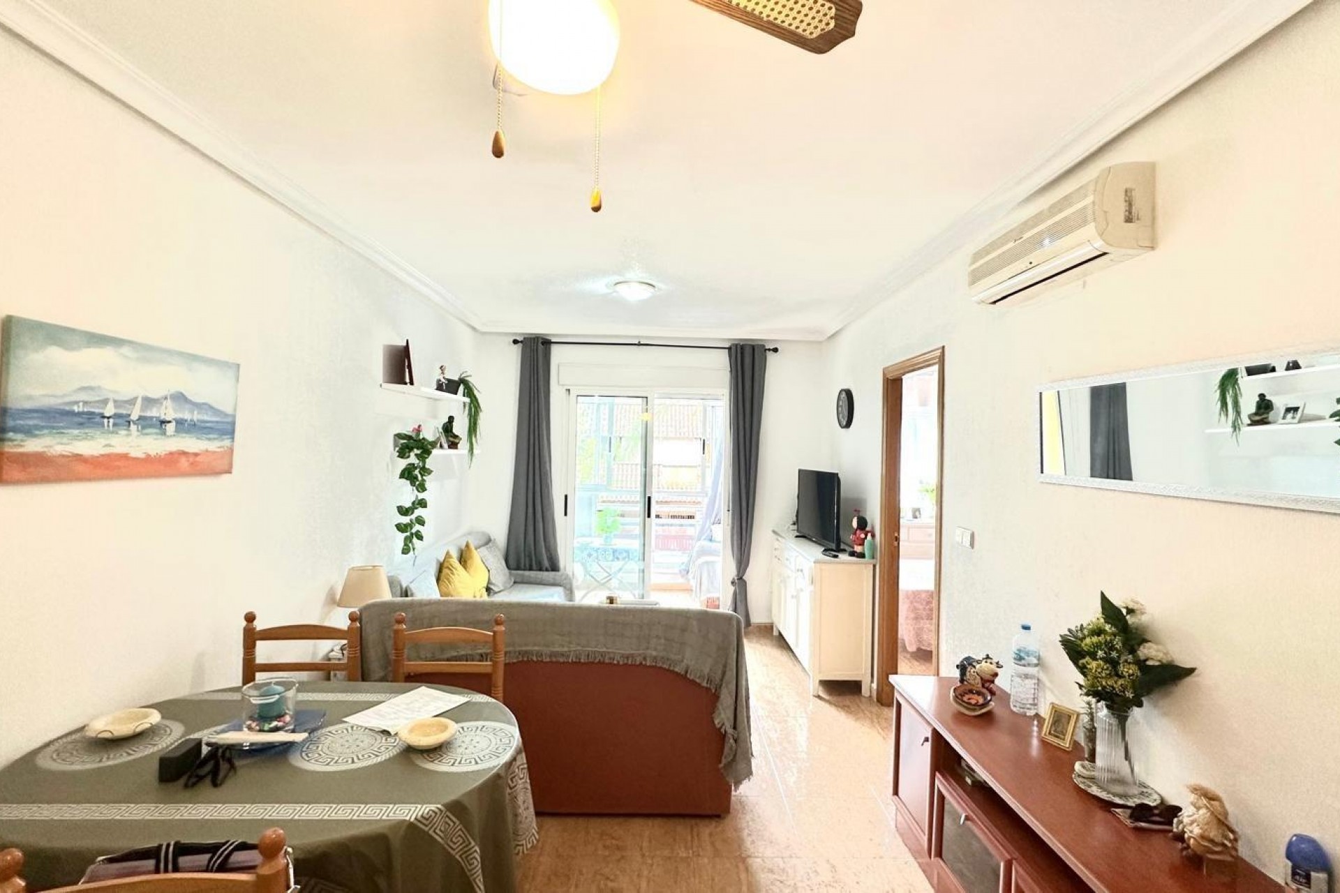 Återförsäljning - Apartment -
Torrevieja - Playa del Cura