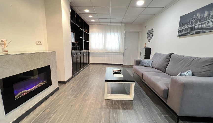 Återförsäljning - Apartment -
Torrevieja - Playa del Cura