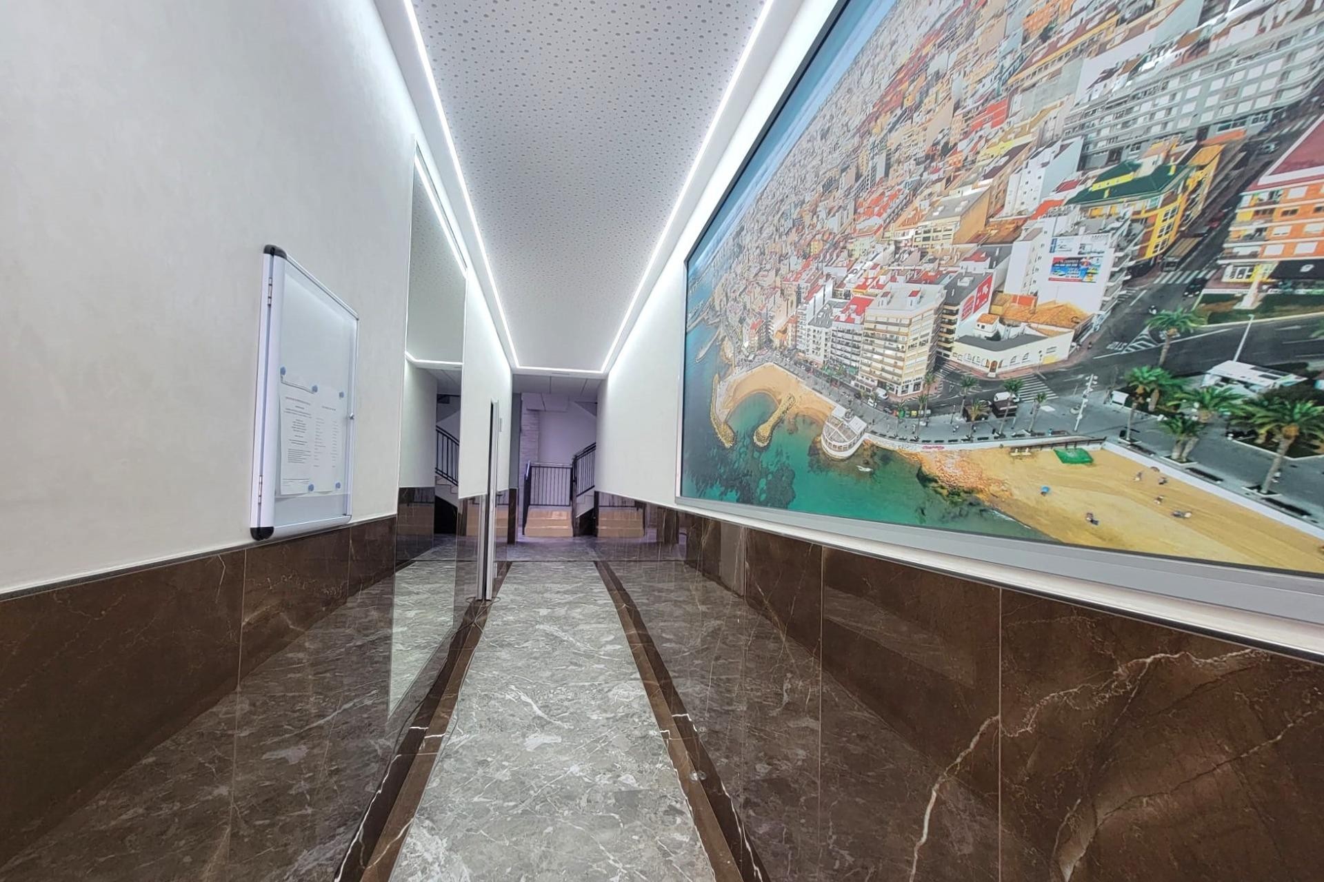 Återförsäljning - Apartment -
Torrevieja - Playa del Cura