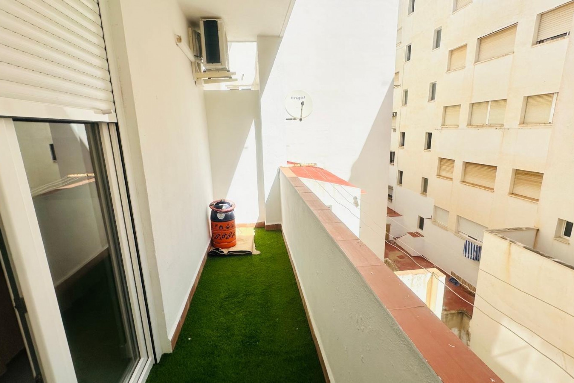 Återförsäljning - Apartment -
Torrevieja - Playa del Cura