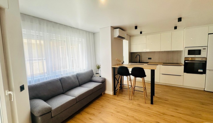 Återförsäljning - Apartment -
Torrevieja - Playa del Cura