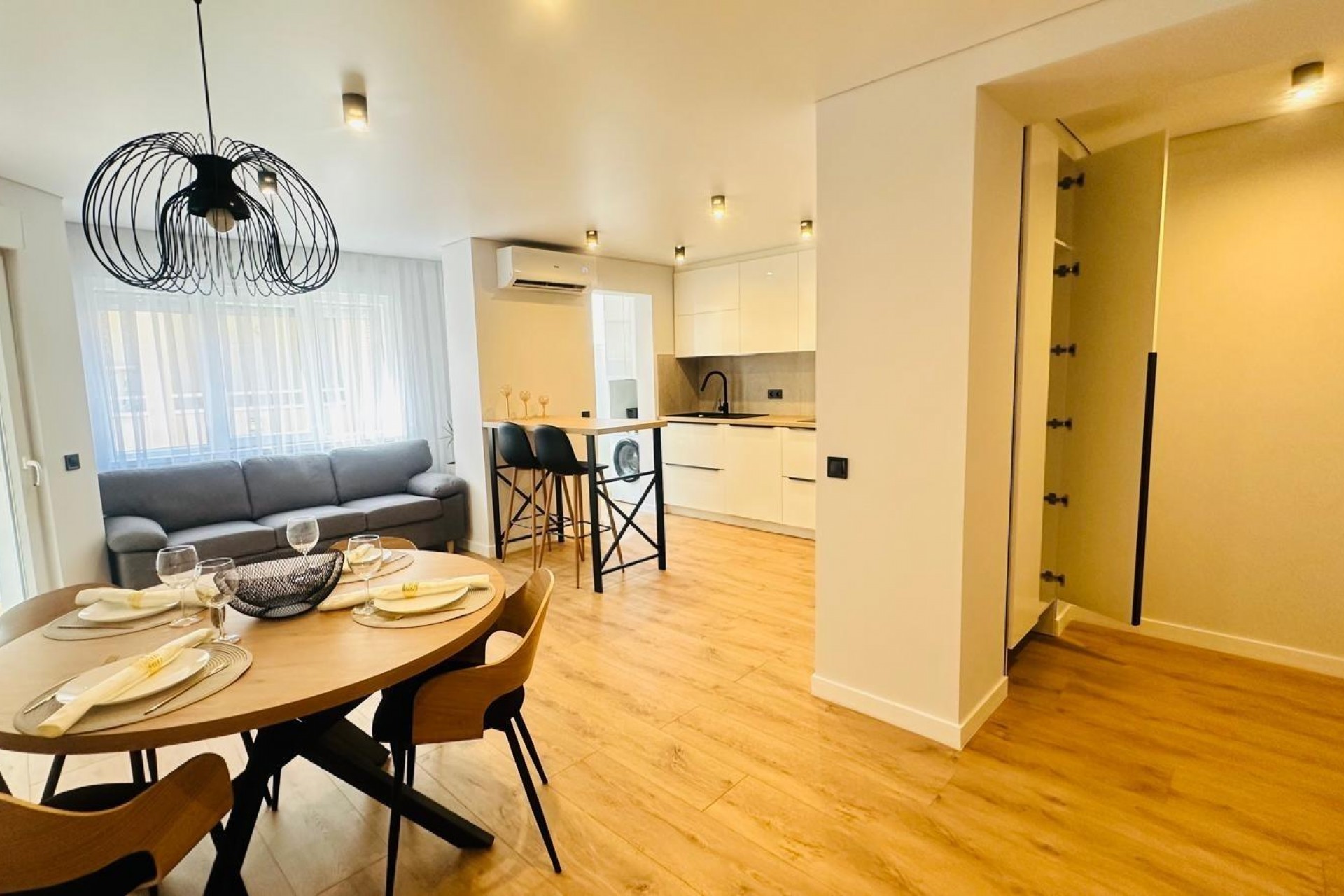 Återförsäljning - Apartment -
Torrevieja - Playa del Cura