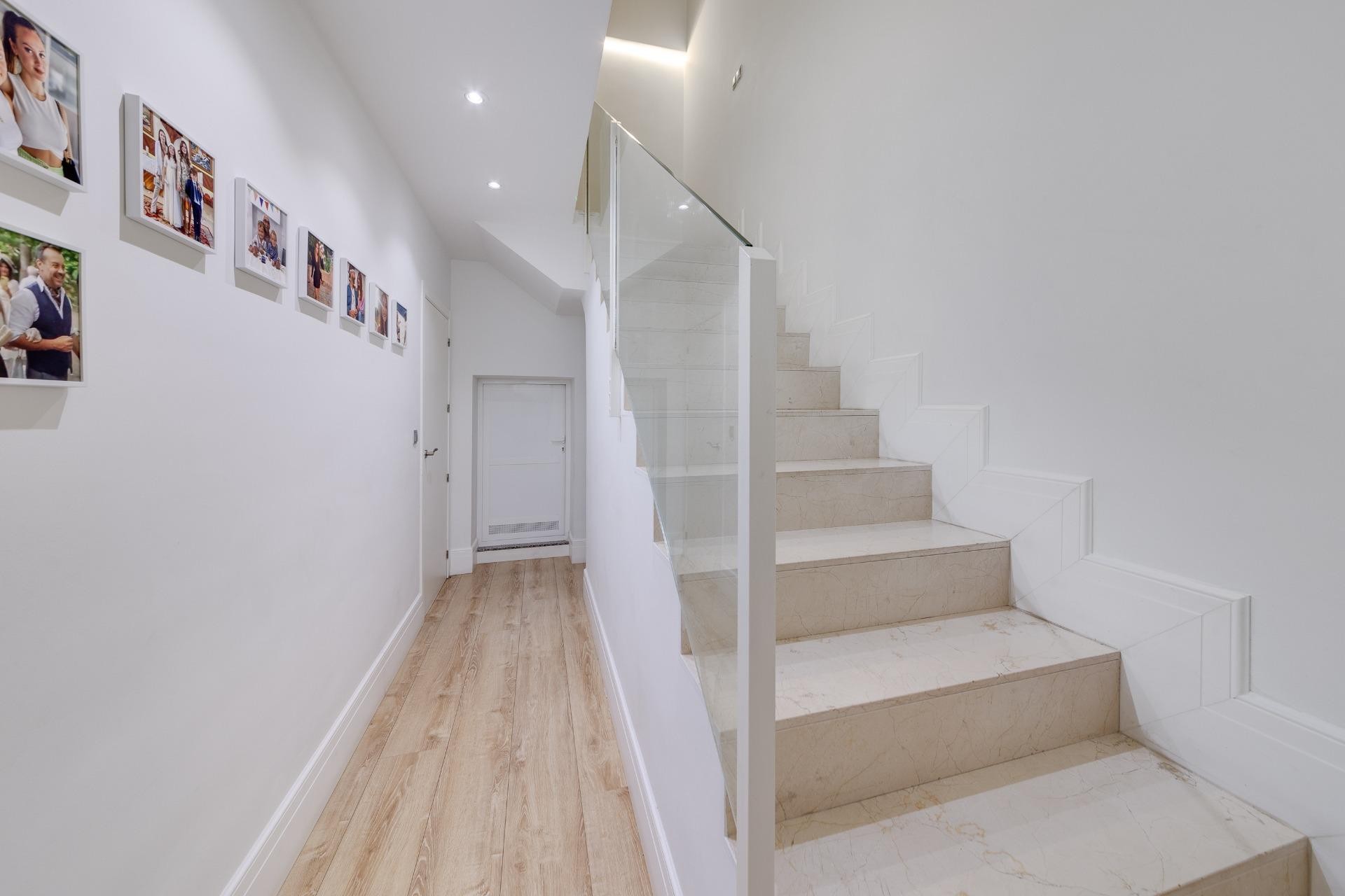 Återförsäljning - Apartment -
Torrevieja - Playa del Cura