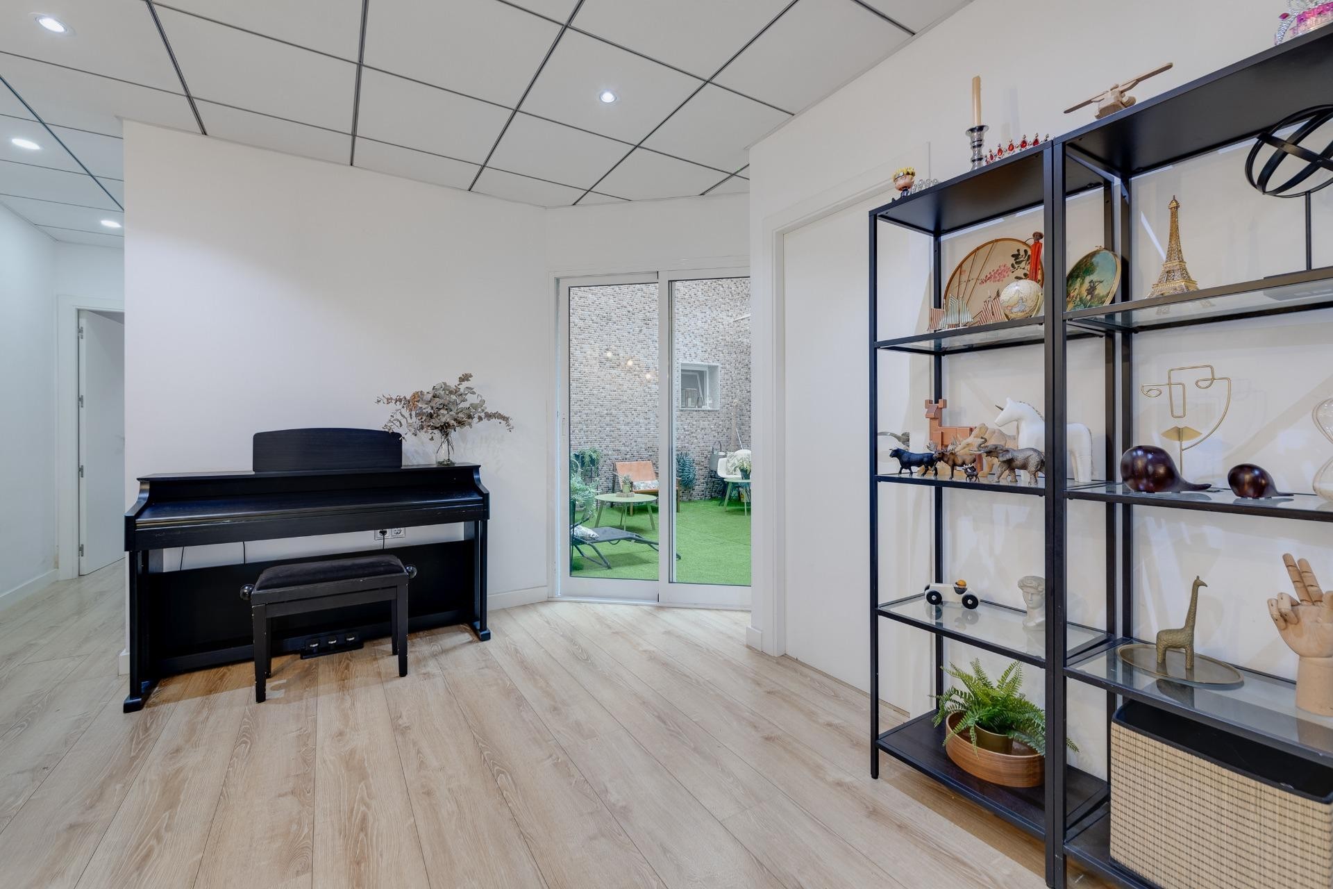 Återförsäljning - Apartment -
Torrevieja - Playa del Cura