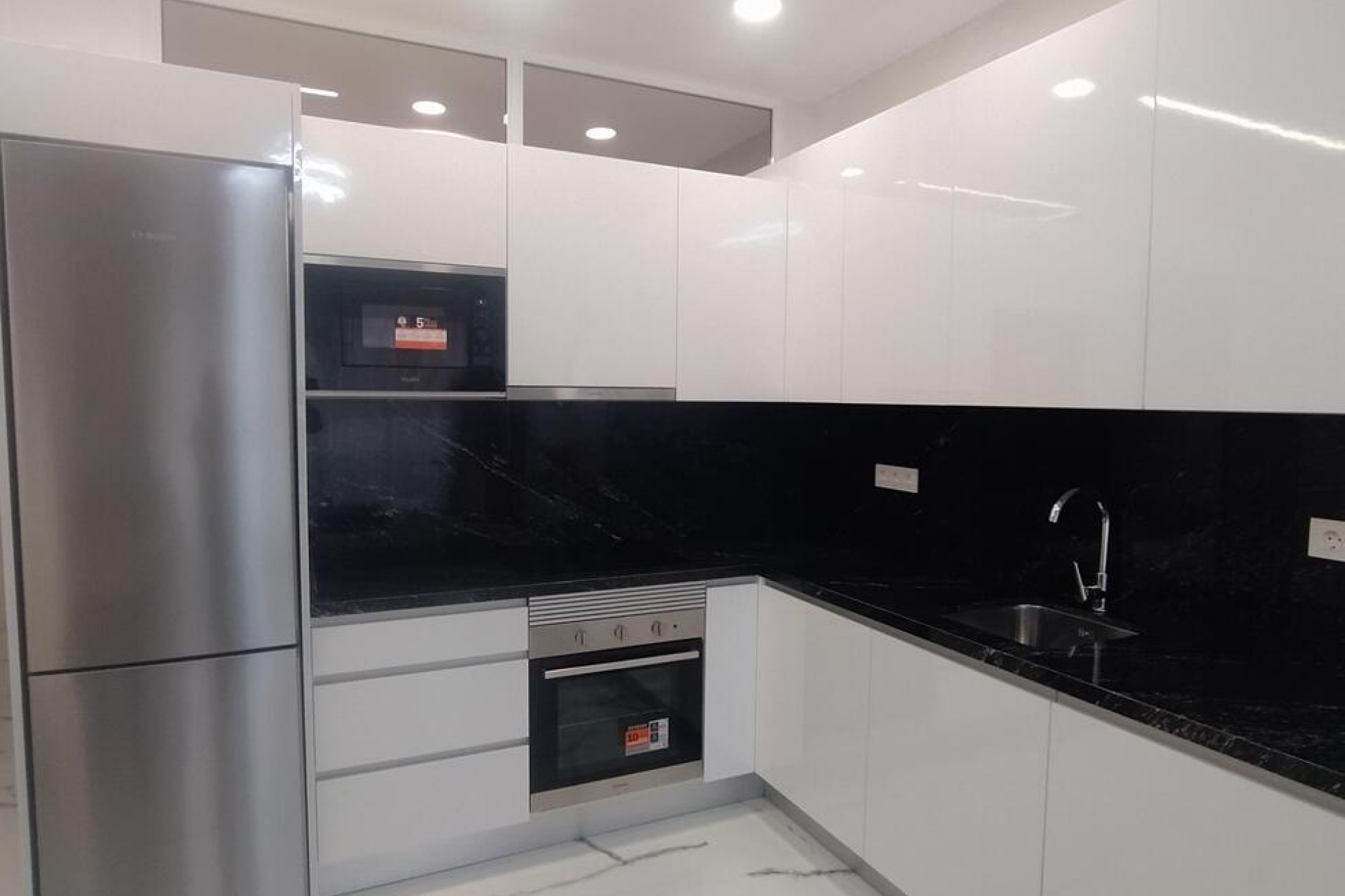 Återförsäljning - Apartment -
Torrevieja - Playa del Cura