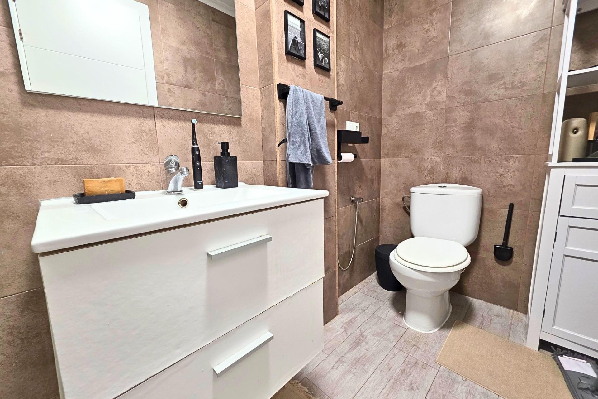 Återförsäljning - Apartment -
Torrevieja - Playa del Cura