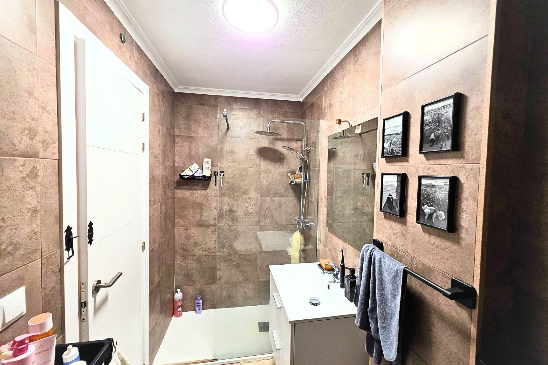 Återförsäljning - Apartment -
Torrevieja - Playa del Cura