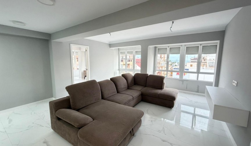 Återförsäljning - Apartment -
Torrevieja - Playa del Cura