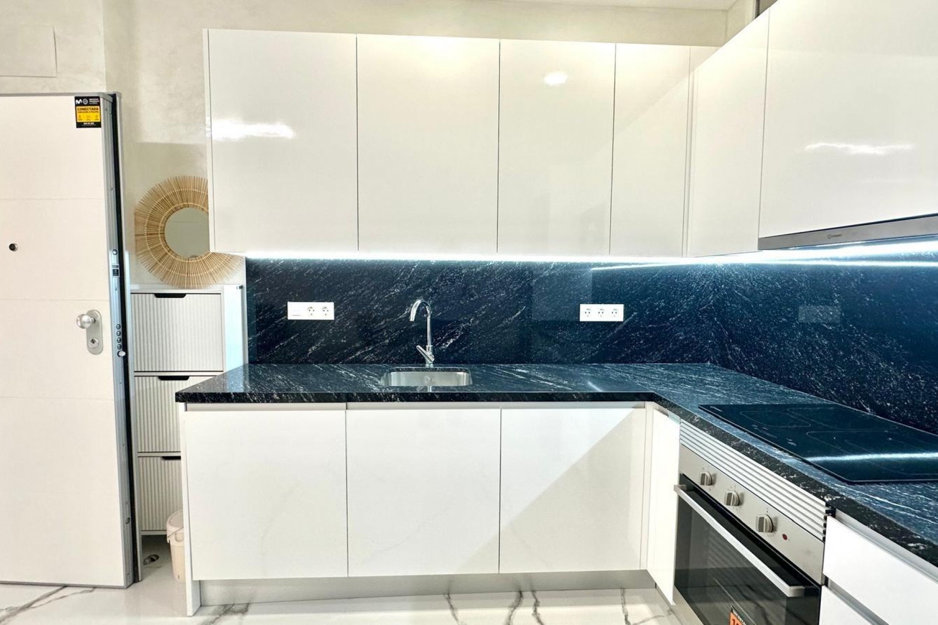 Återförsäljning - Apartment -
Torrevieja - Playa del Cura