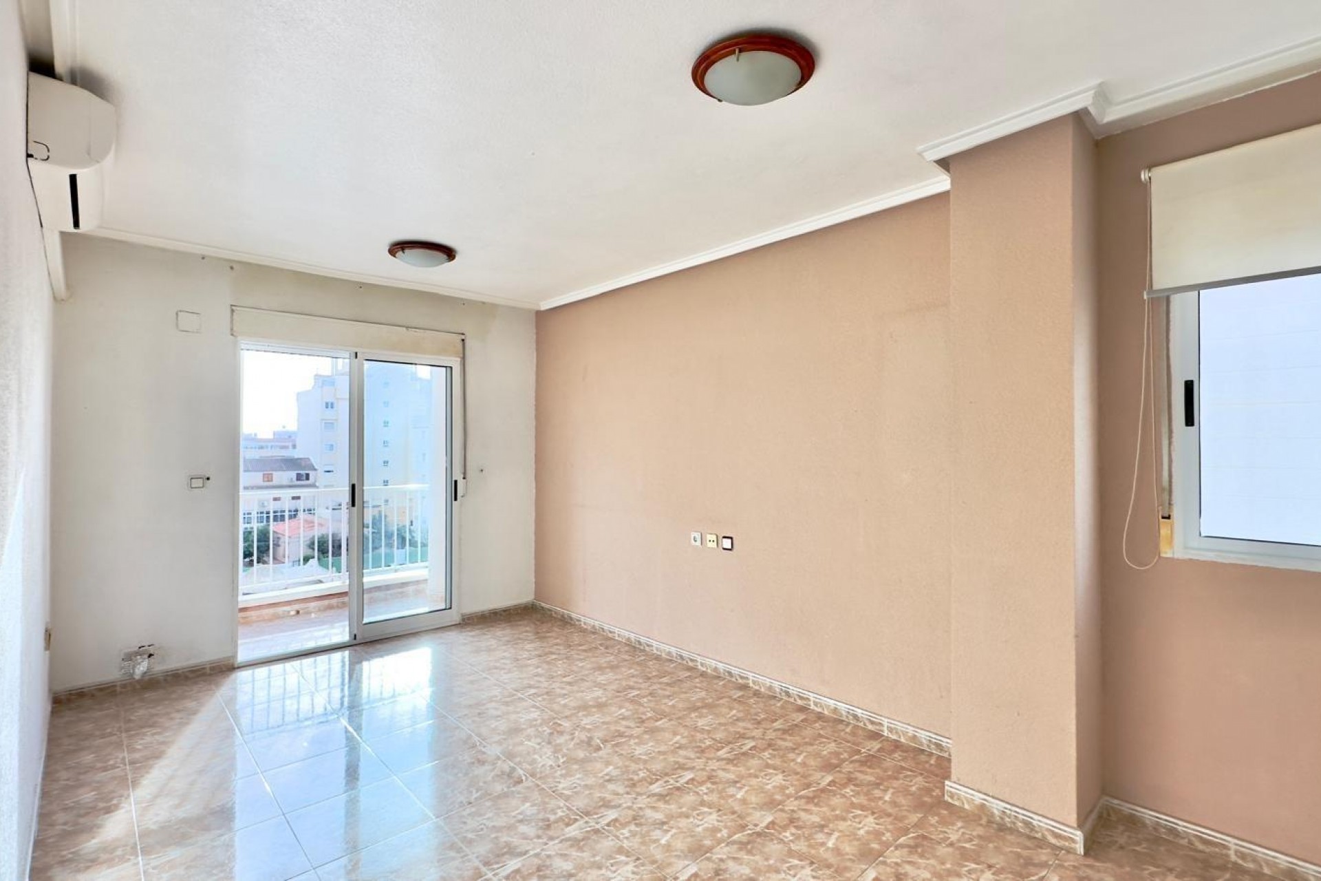 Återförsäljning - Apartment -
Torrevieja - Playa del Cura