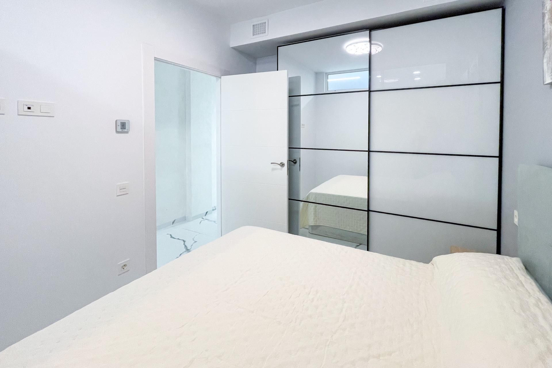 Återförsäljning - Apartment -
Torrevieja - Playa del Cura