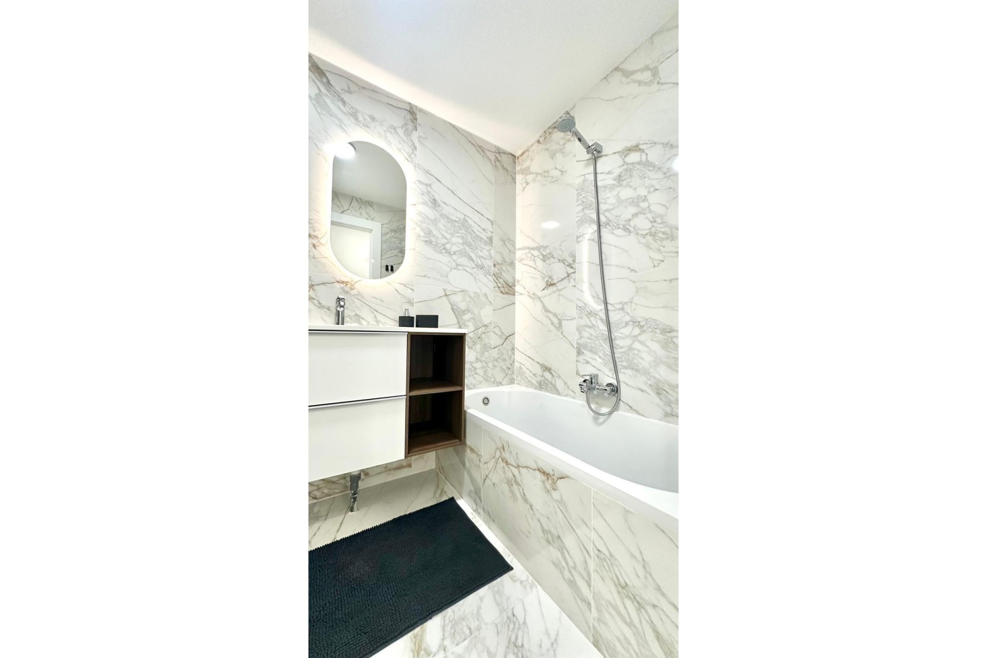 Återförsäljning - Apartment -
Torrevieja - Playa del Cura