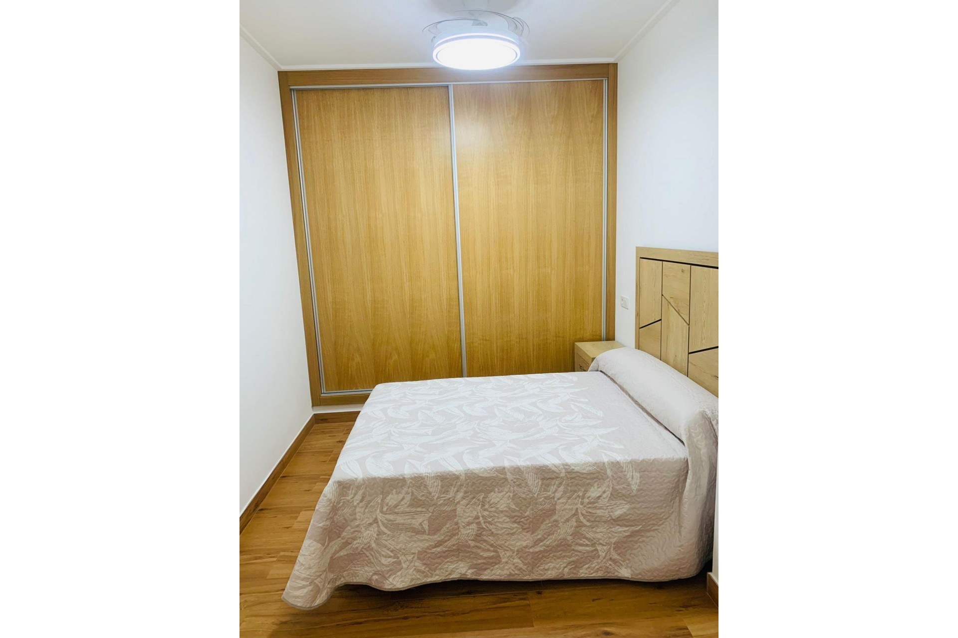 Återförsäljning - Apartment -
Torrevieja - Playa del Cura