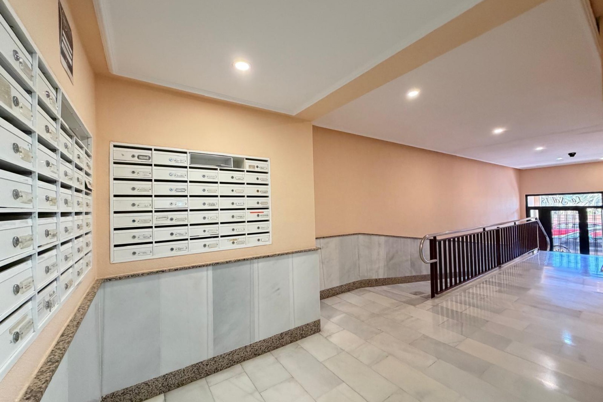 Återförsäljning - Apartment -
Torrevieja - Playa del Cura