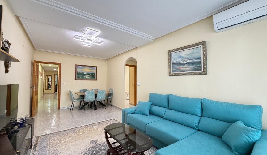 Återförsäljning - Apartment -
Torrevieja - Playa del Cura