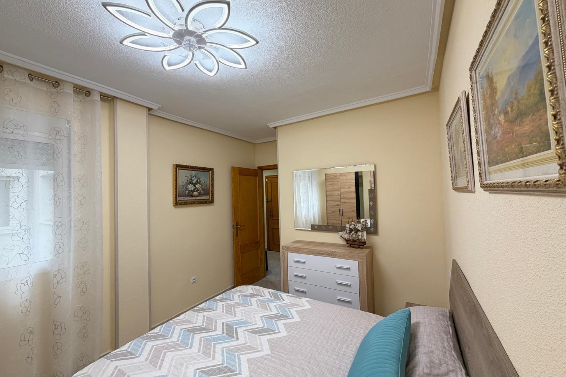Återförsäljning - Apartment -
Torrevieja - Playa del Cura