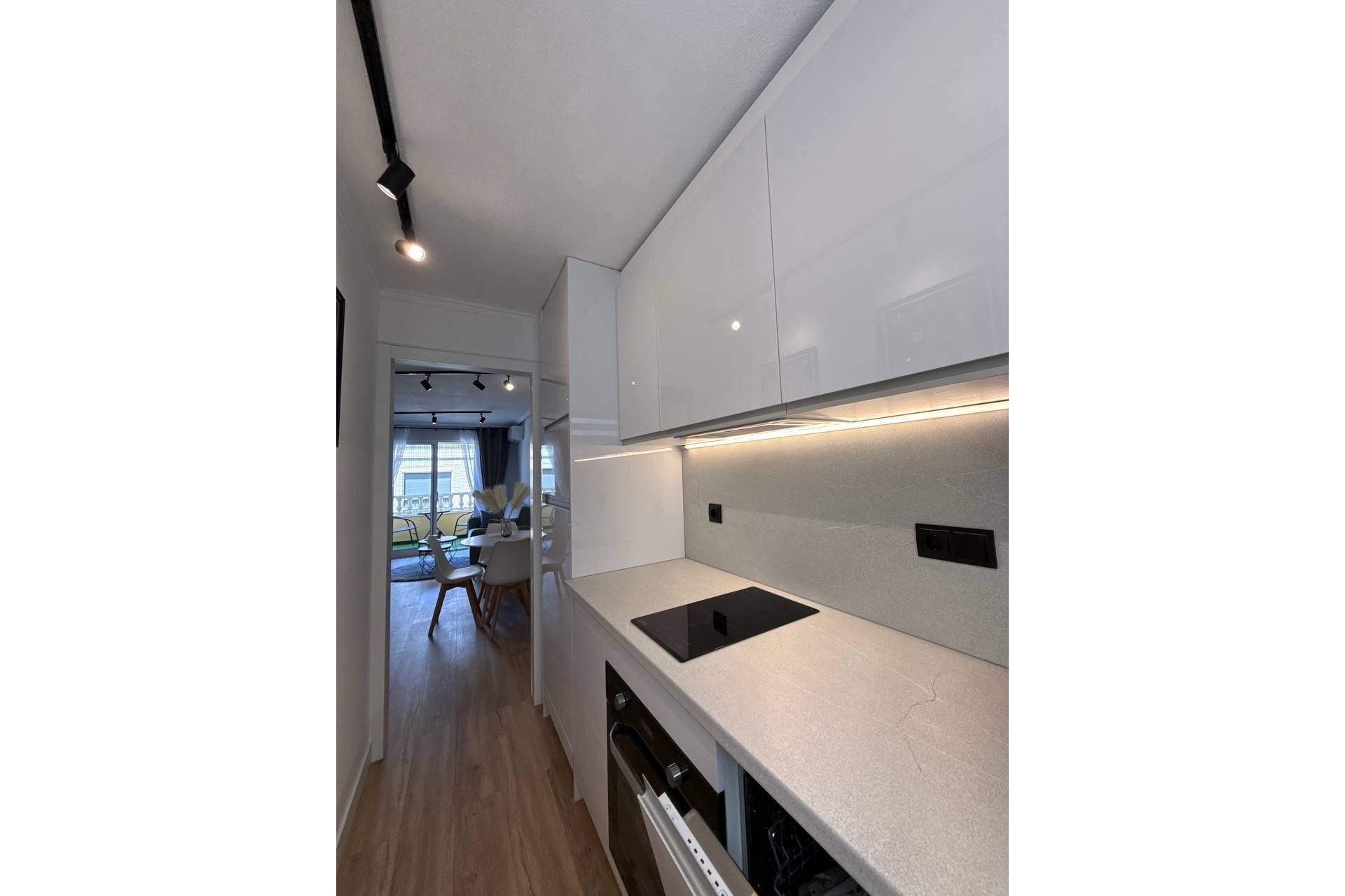 Återförsäljning - Apartment -
Torrevieja - Playa del Cura