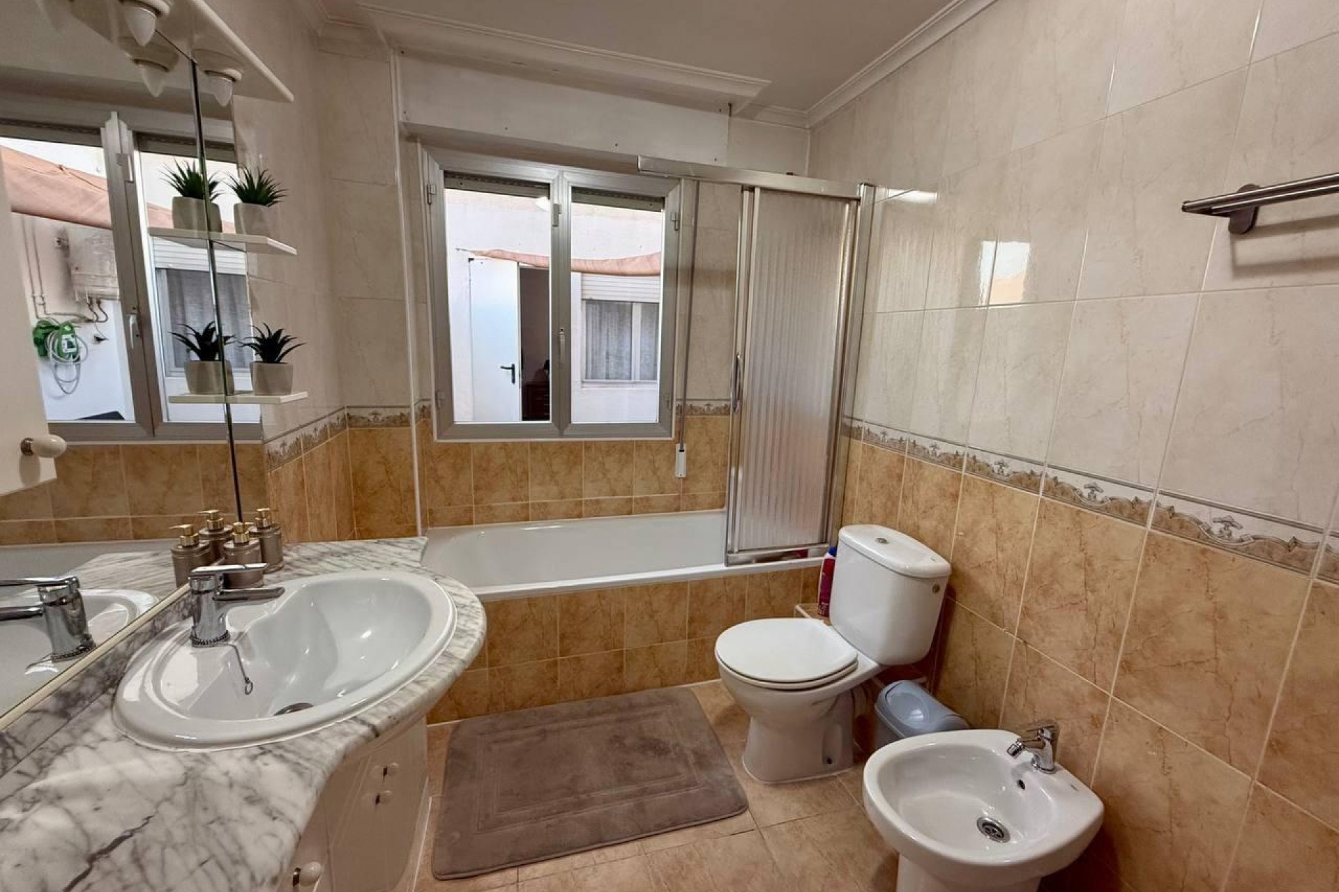 Återförsäljning - Apartment -
Torrevieja - Playa del Cura