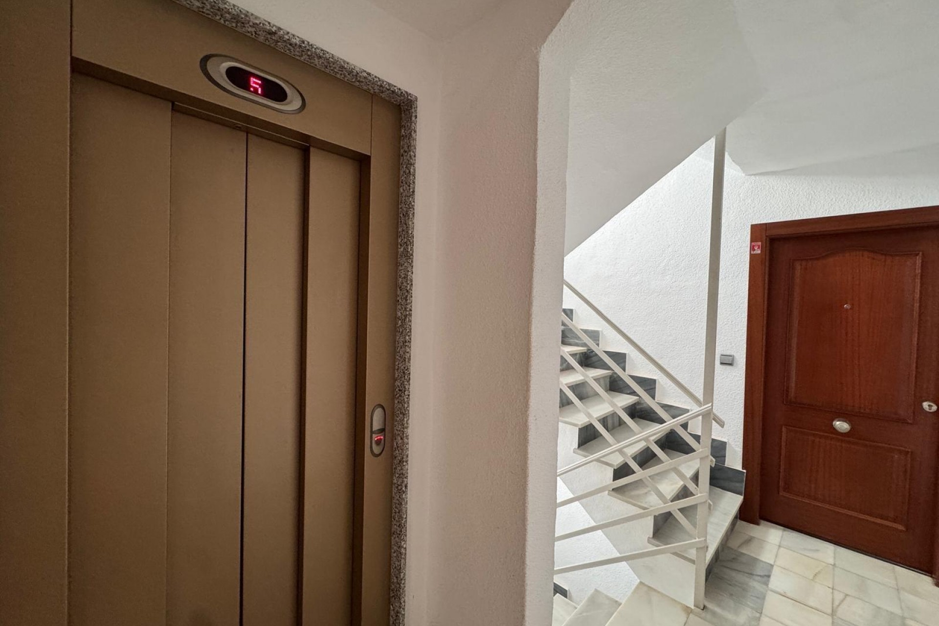 Återförsäljning - Apartment -
Torrevieja - Playa del Cura