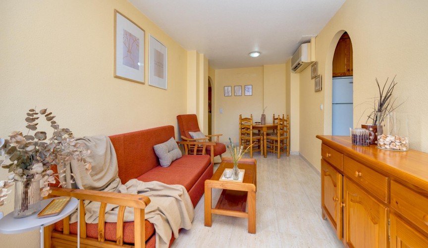 Återförsäljning - Apartment -
Torrevieja - Playa del Cura