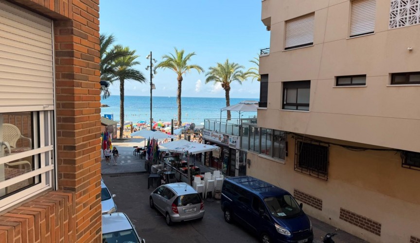 Återförsäljning - Apartment -
Torrevieja - Playa del Cura