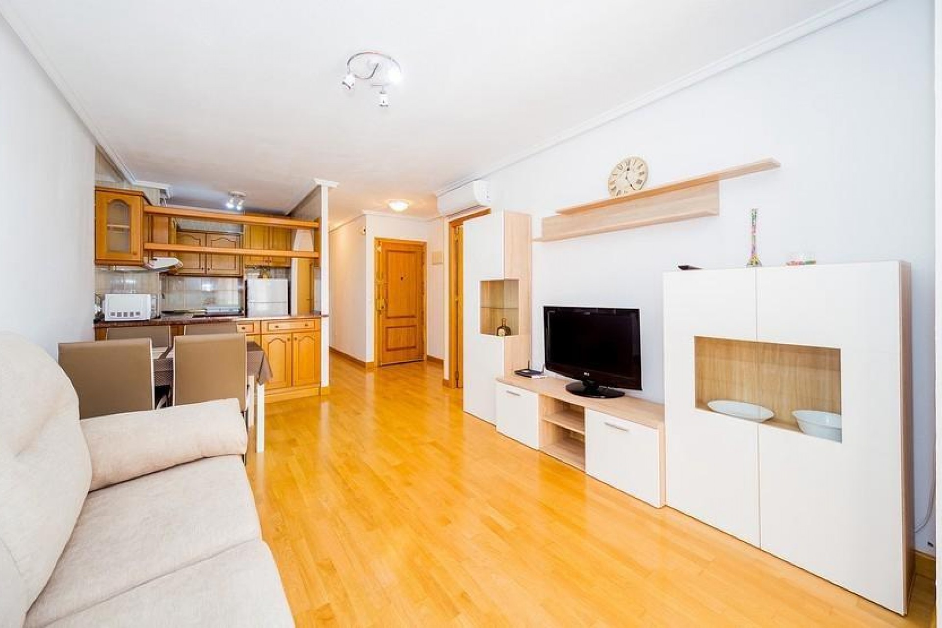 Återförsäljning - Apartment -
Torrevieja - Playa del Cura