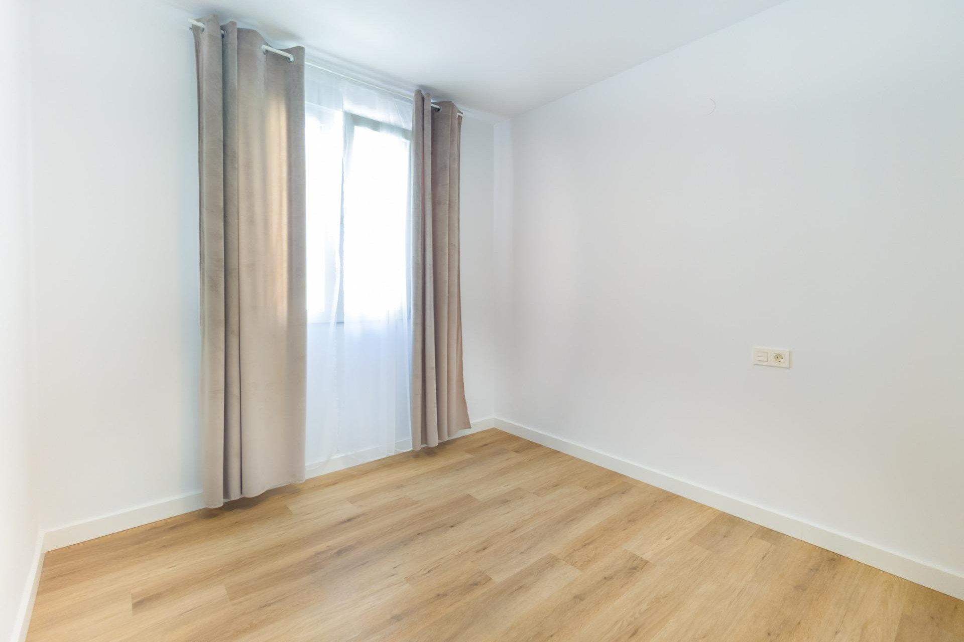 Återförsäljning - Apartment -
Torrevieja - Playa del Cura