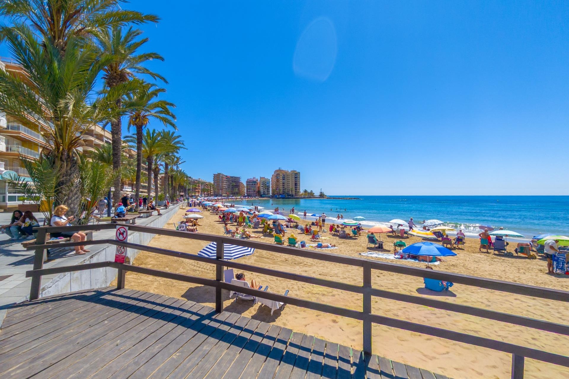 Återförsäljning - Apartment -
Torrevieja - Playa del Cura