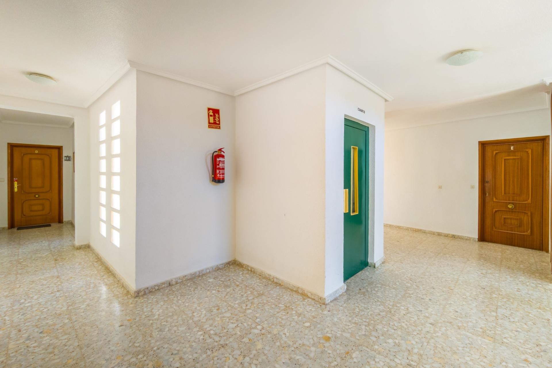Återförsäljning - Apartment -
Torrevieja - Playa del Cura