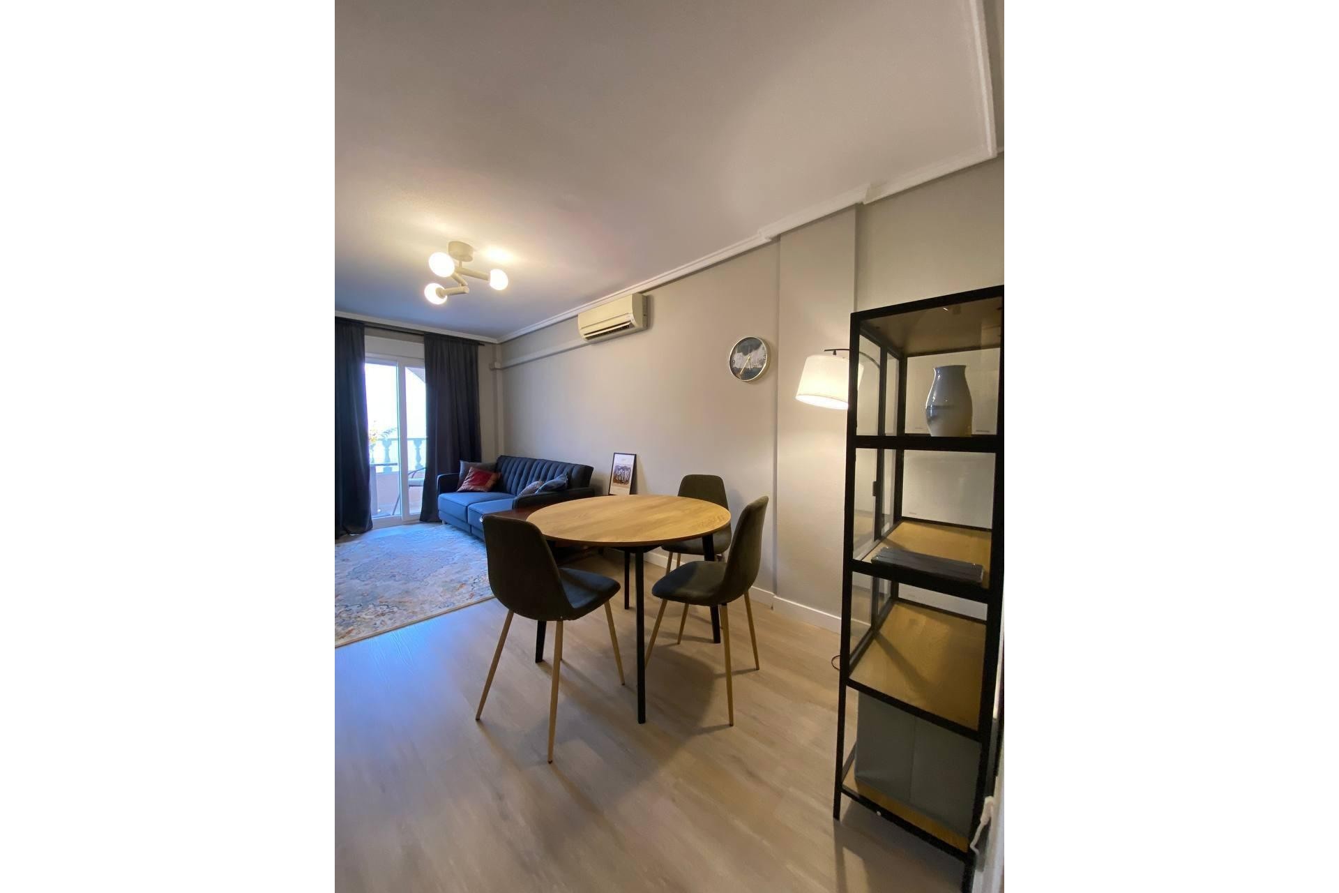 Återförsäljning - Apartment -
Torrevieja - Playa del Cura