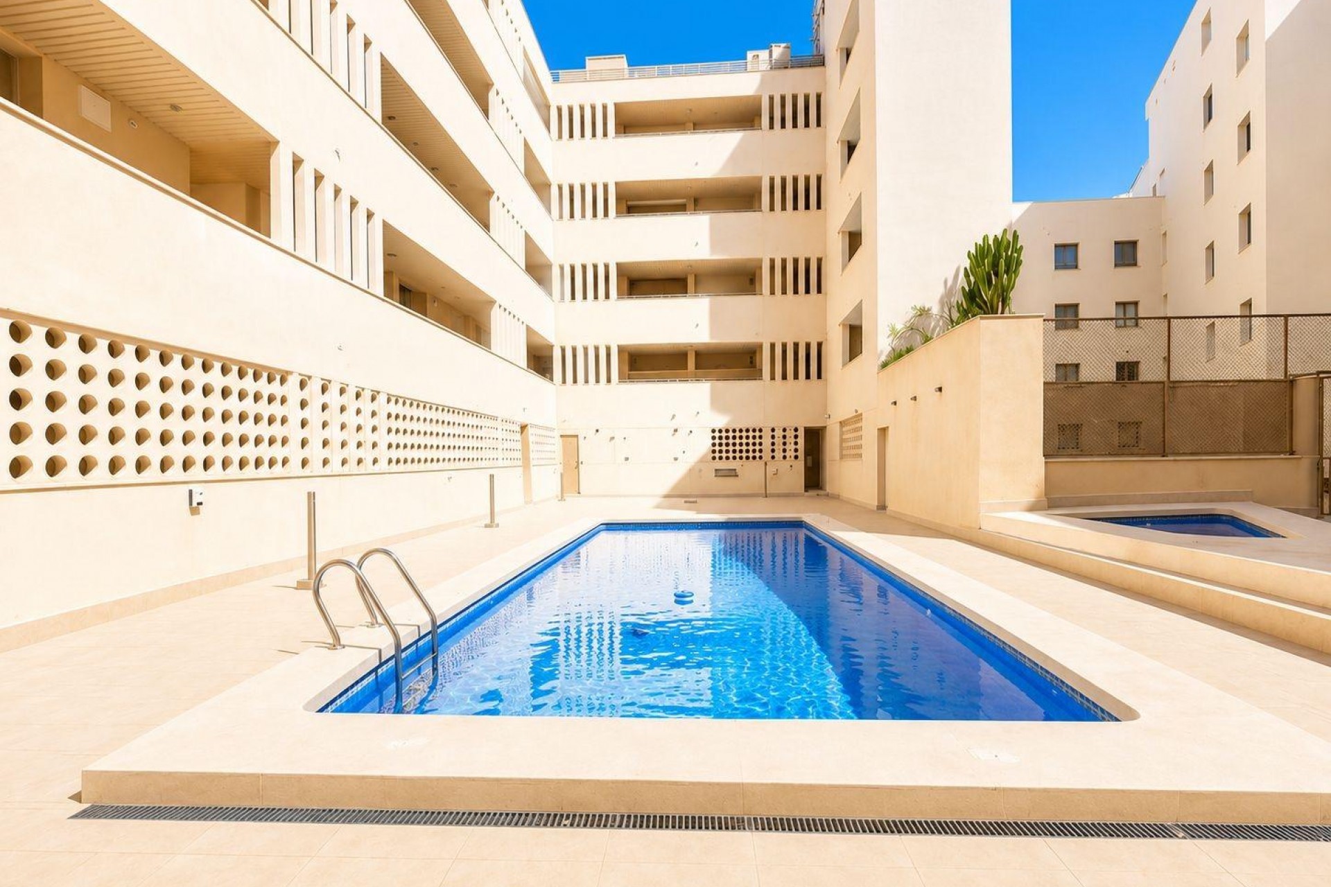 Återförsäljning - Apartment -
Torrevieja - Playa del Cura