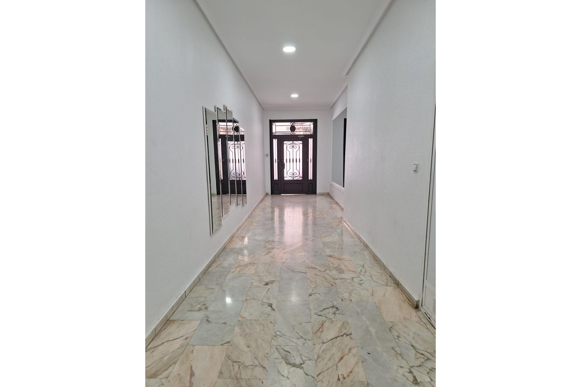 Återförsäljning - Apartment -
Torrevieja - Playa del Cura