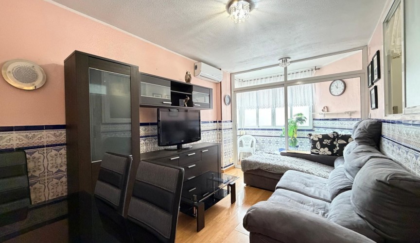 Återförsäljning - Apartment -
Torrevieja - Playa del Cura