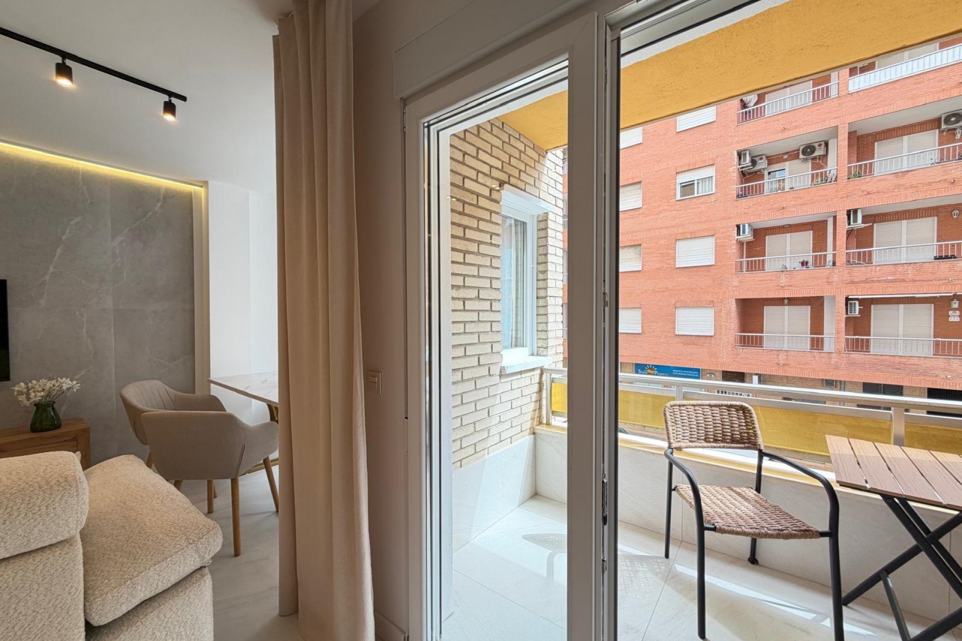 Återförsäljning - Apartment -
Torrevieja - Playa del Cura