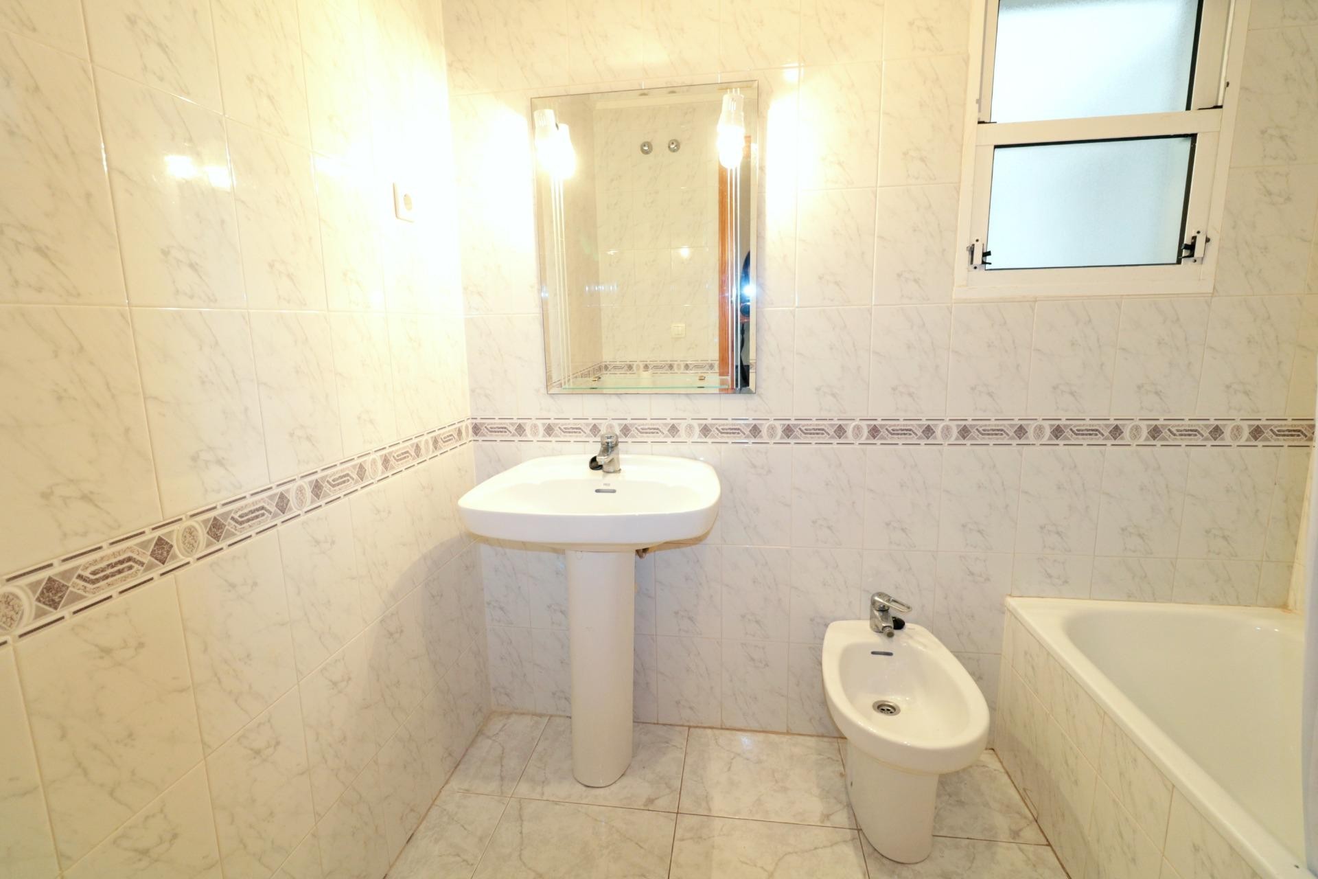 Återförsäljning - Apartment -
Torrevieja - Playa del Cura