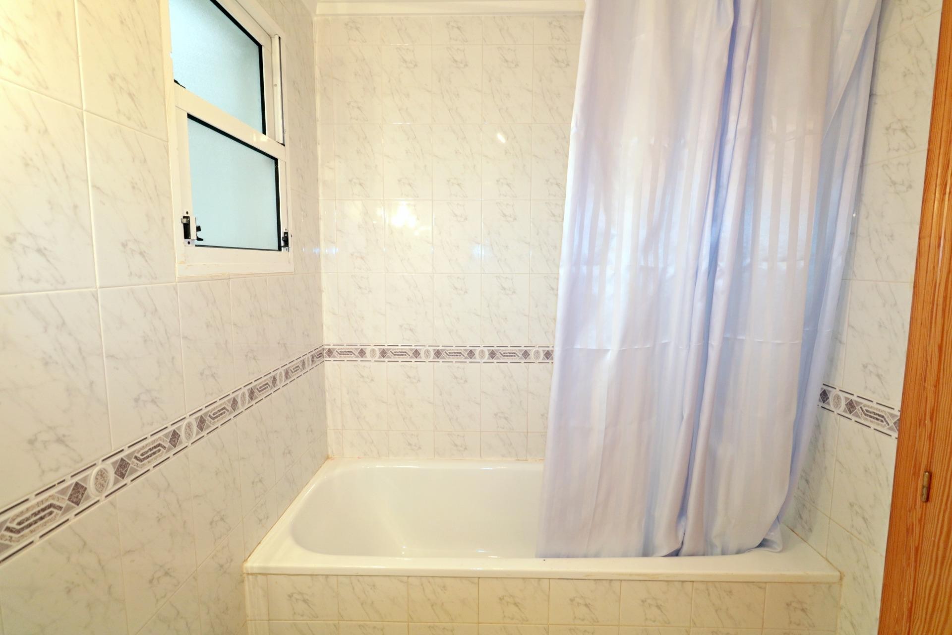 Återförsäljning - Apartment -
Torrevieja - Playa del Cura