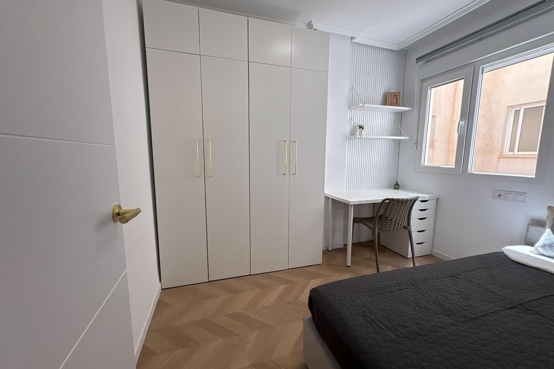 Återförsäljning - Apartment -
Torrevieja - Playa del Cura