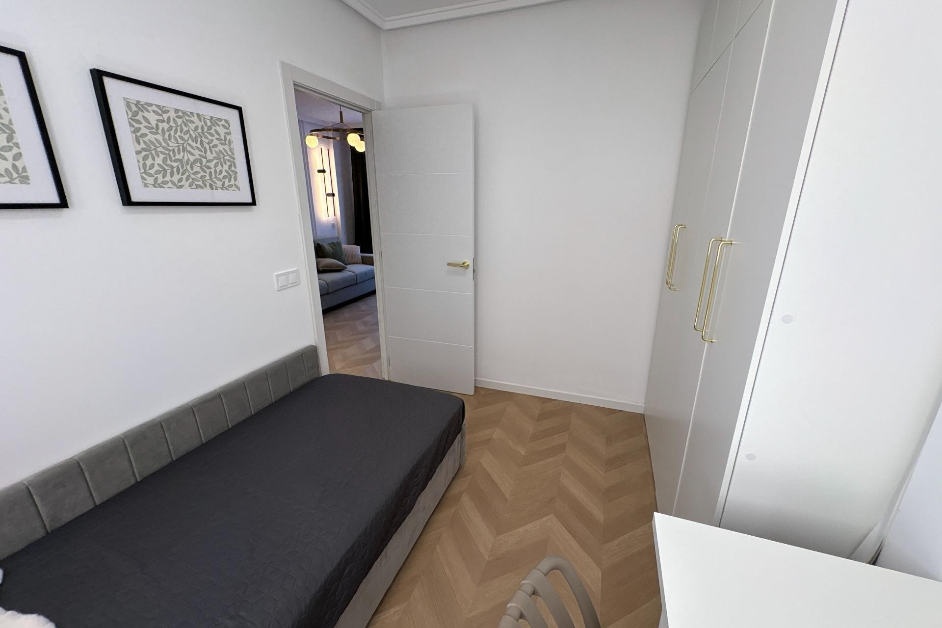 Återförsäljning - Apartment -
Torrevieja - Playa del Cura