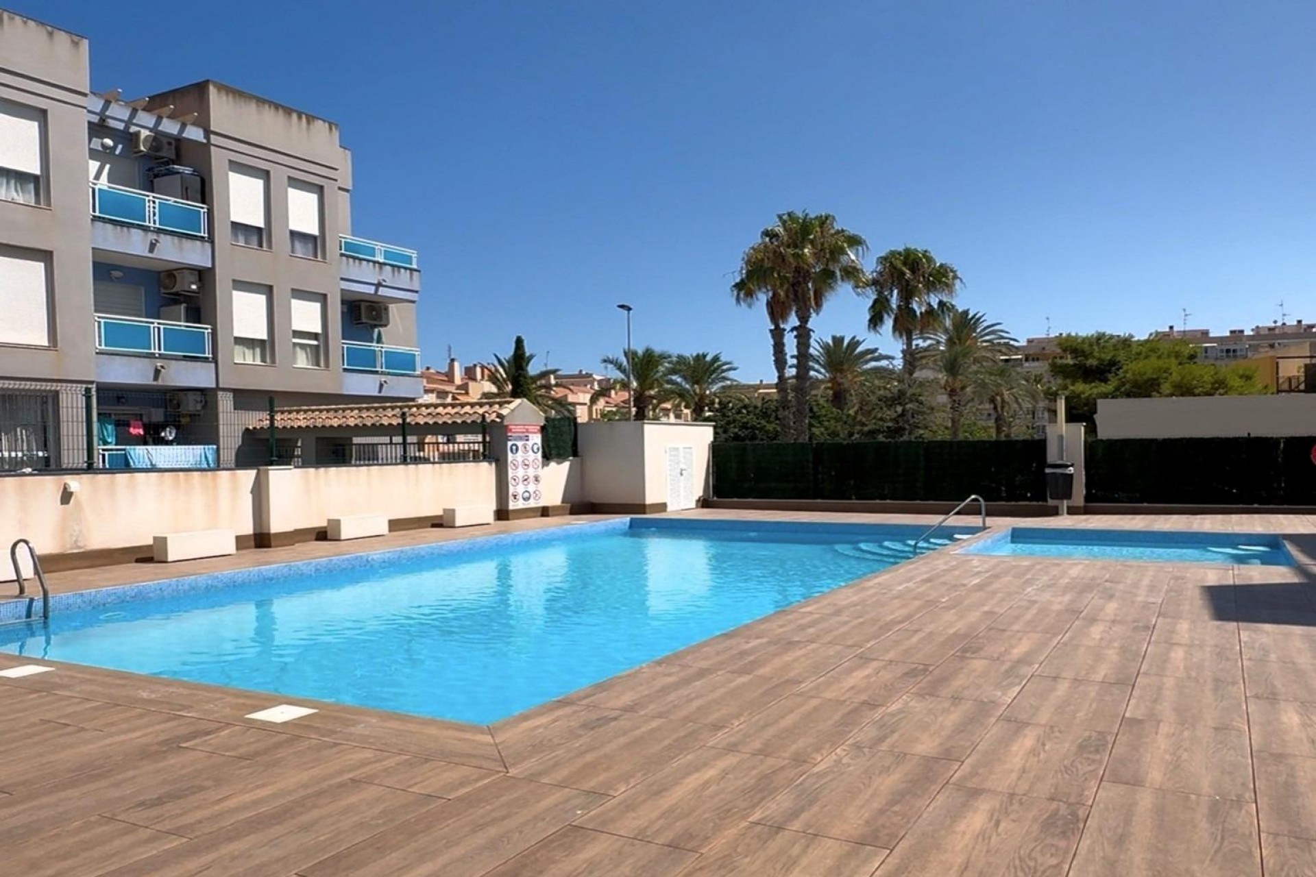 Återförsäljning - Apartment -
Torrevieja - Playa del Cura