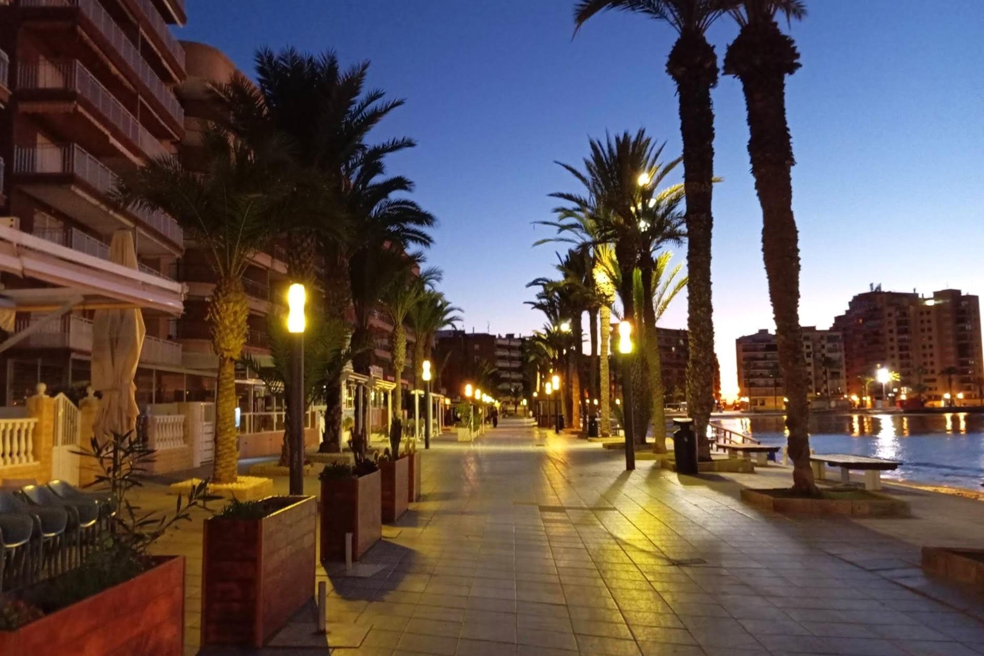 Återförsäljning - Apartment -
Torrevieja - Playa del Cura